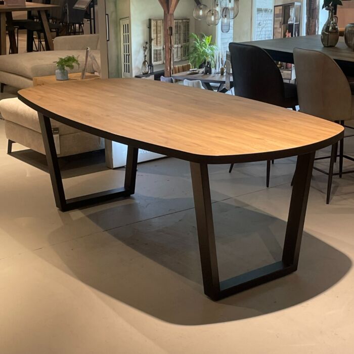 Henders & Hazel Eettafel Avalox 210x110