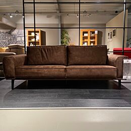 H&H Bilbao 2.5 zits + Hocker