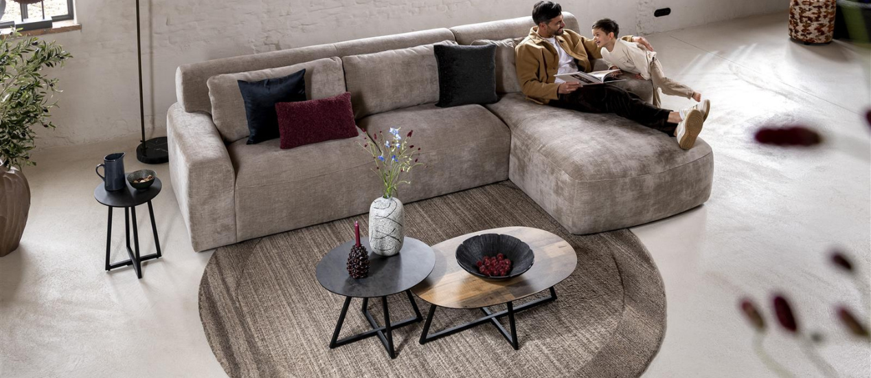 Het stylen van een salontafel: 7 tips voor een sfeervol geheel